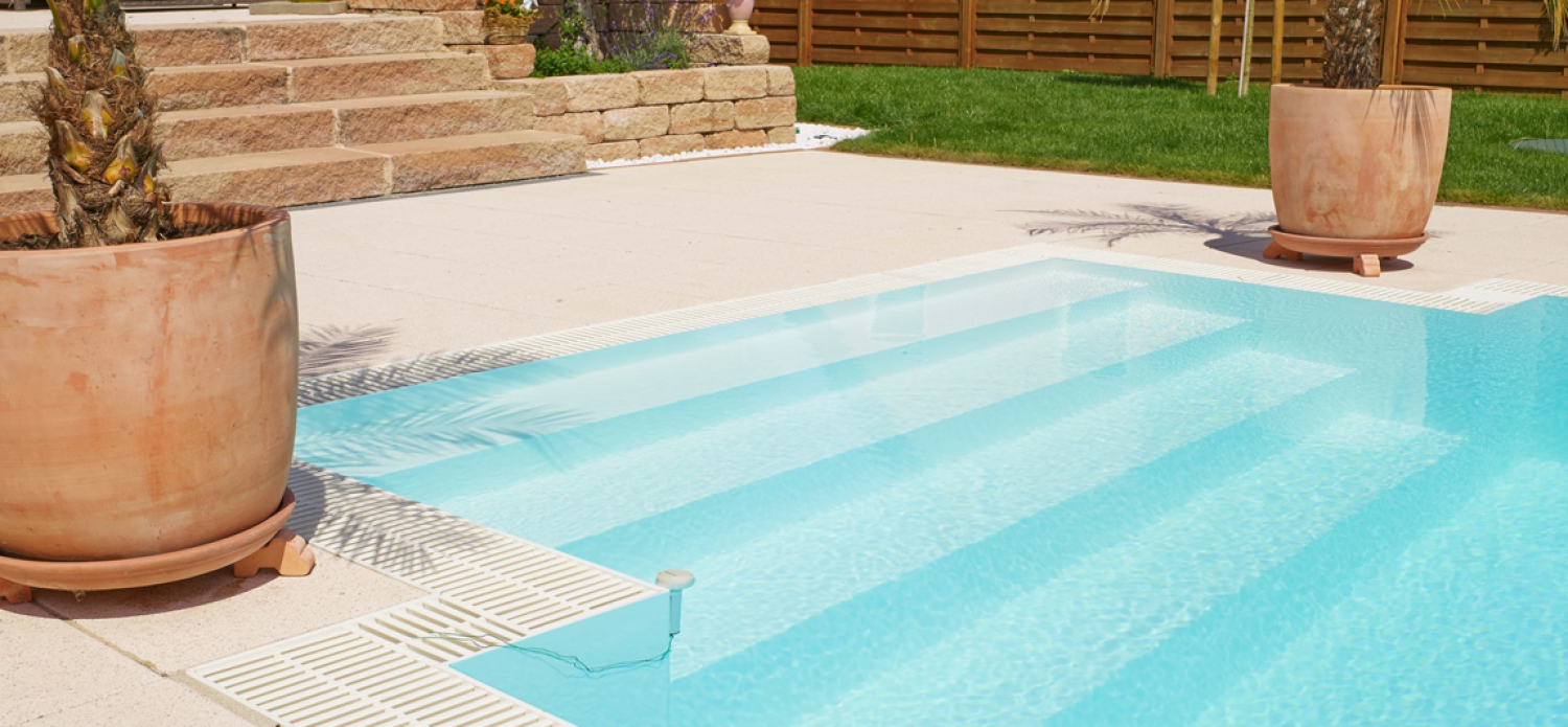 Víte, jak správně pečovat o Váš bazén se slanou vodou?